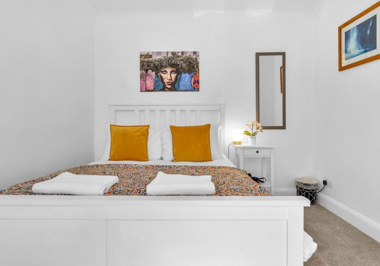 Villa Golden Sunset House With Free Parking By My Getaways à Hove Extérieur photo